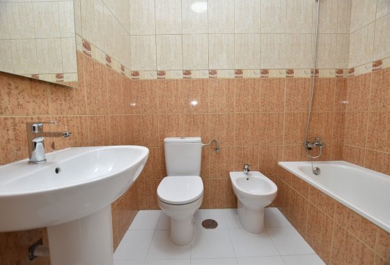 Re-Sale - Terraced house / Townhouse - Torrevieja - Lago Jardín II