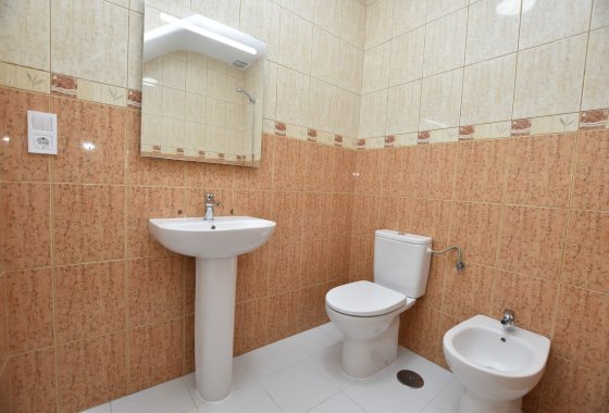 Re-Sale - Terraced house / Townhouse - Torrevieja - Lago Jardín II