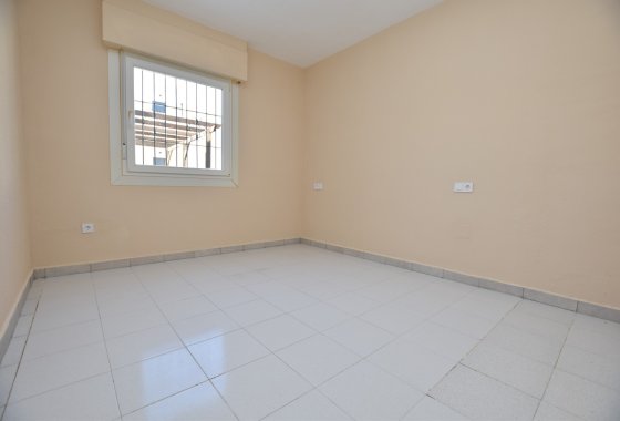 Re-Sale - Terraced house / Townhouse - Torrevieja - Lago Jardín II