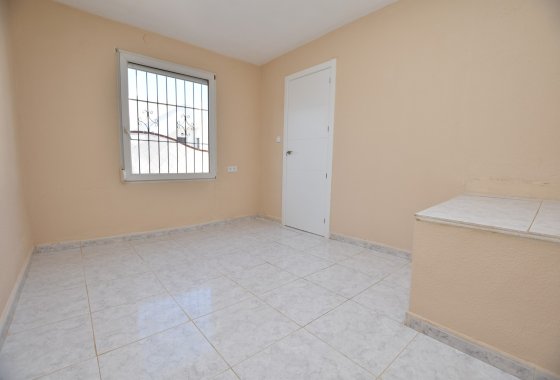 Re-Sale - Terraced house / Townhouse - Torrevieja - Lago Jardín II