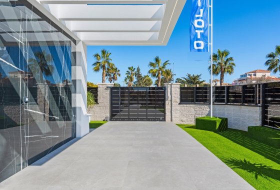 Nueva construcción  - Chalet Independiente - Algorfa