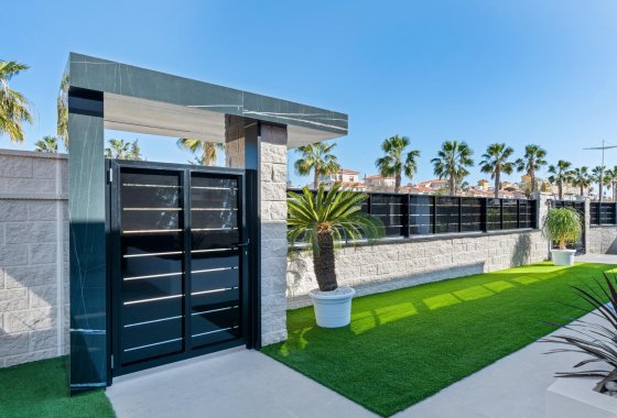 Nueva construcción  - Chalet Independiente - Algorfa