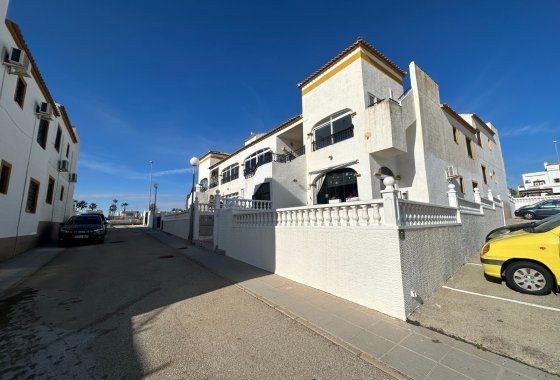 Re-Sale - Apartment - Orihuela - Vistabella Golf