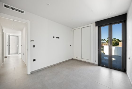 Reventa - Chalet Independiente - Algorfa