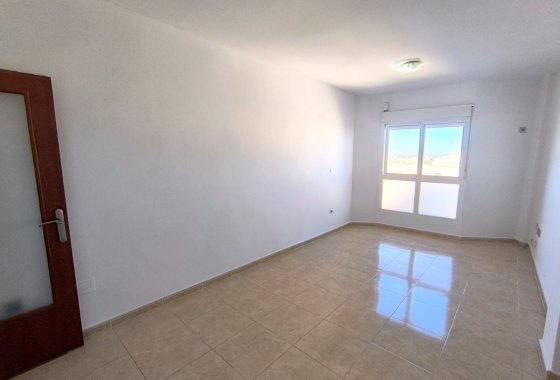 Re-Sale - Apartment - Benijofar