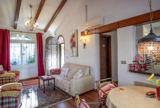 Re-Sale - Semi - Detached Villa - Villamartin - Fortuna