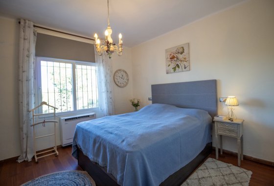 Re-Sale - Semi - Detached Villa - Villamartin - Fortuna