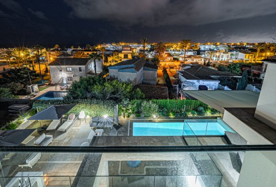 Reventa - Chalet Independiente - La Zenia - Beach