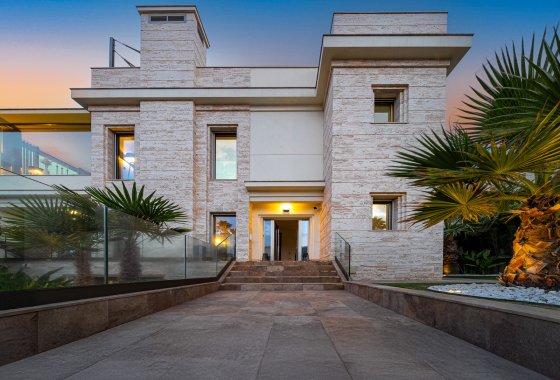 Re-Sale - Detached Villa - La Zenia - Beach