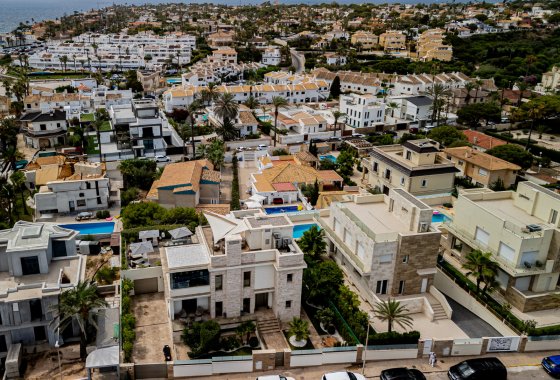 Re-Sale - Detached Villa - La Zenia - Beach