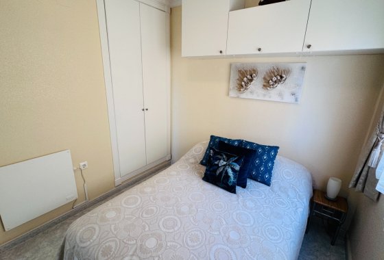 Re-Sale - Apartment - Algorfa