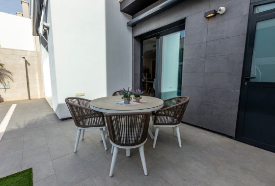 Reventa - Chalet Independiente - Villamartin - Pau 26