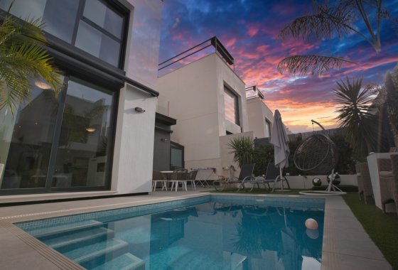 Reventa - Chalet Independiente - Villamartin - Pau 26