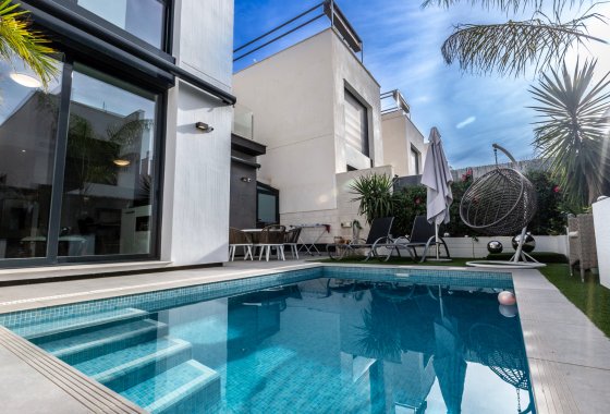 Reventa - Chalet Independiente - Villamartin - Pau 26