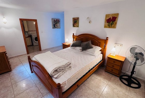 Re-Sale - Detached Villa - Algorfa