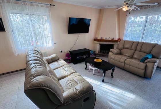 Re-Sale - Detached Villa - Algorfa