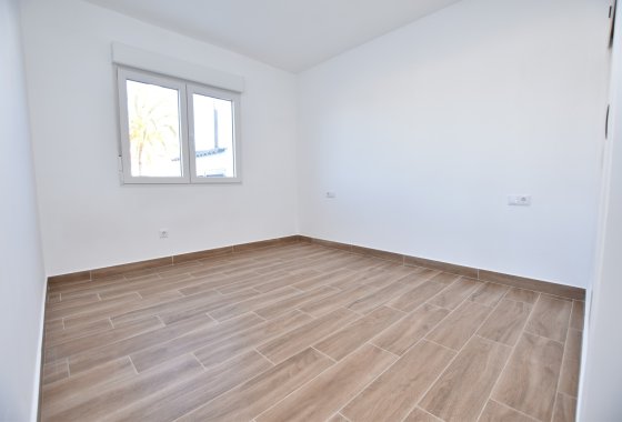 Re-Sale - Bungalow - Ciudad Quesada