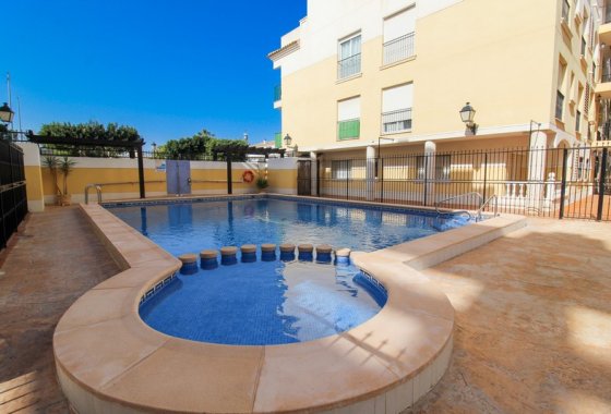 Re-Sale - Apartment - Formentera del Segura