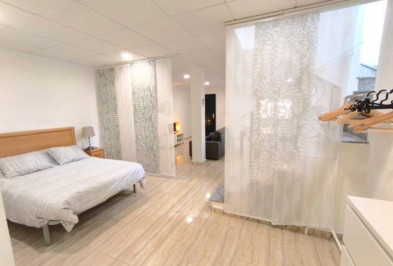 Re-Sale - Semi - Detached Villa - Ciudad Quesada