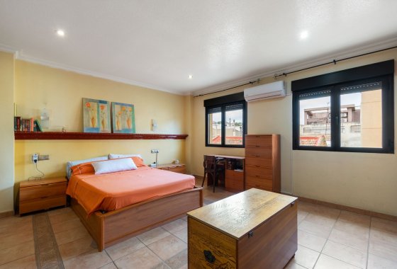 Re-Sale - Townhouse - Ciudad Quesada