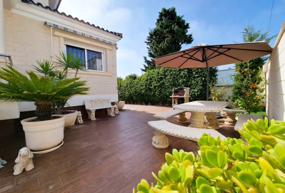 Re-Sale - Detached Villa - Torrevieja - La Mata