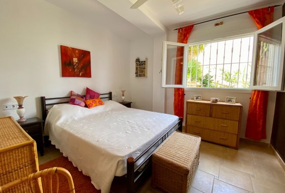 Re-Sale - Detached Villa - Algorfa - Almoradí