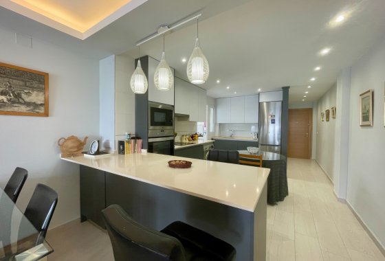 Re-Sale - Apartment - Torrevieja - Playa del Cura