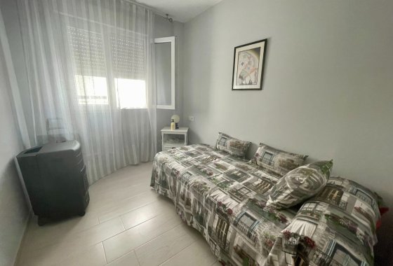 Re-Sale - Apartment - Torrevieja - Playa del Cura