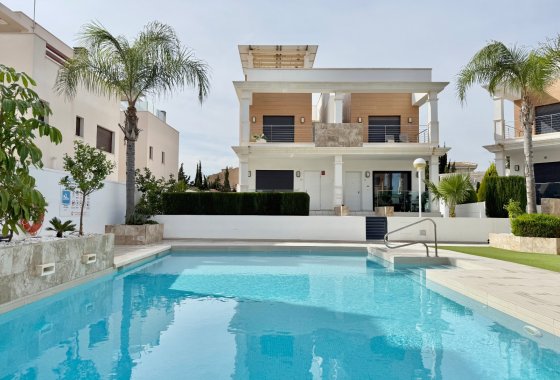 Re-Sale - Townhouse - Ciudad Quesada - Lo Marabu