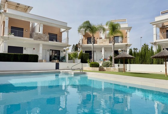 Re-Sale - Townhouse - Ciudad Quesada - Lo Marabu