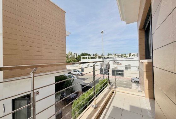 Re-Sale - Townhouse - Ciudad Quesada - Lo Marabu