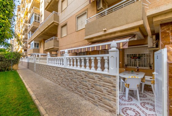 Re-Sale - Apartment - Torrevieja - Centro