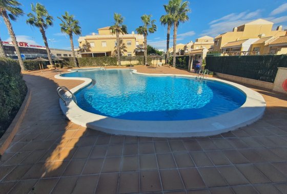 Reventa - Bloque De Cuatro - Ciudad Quesada