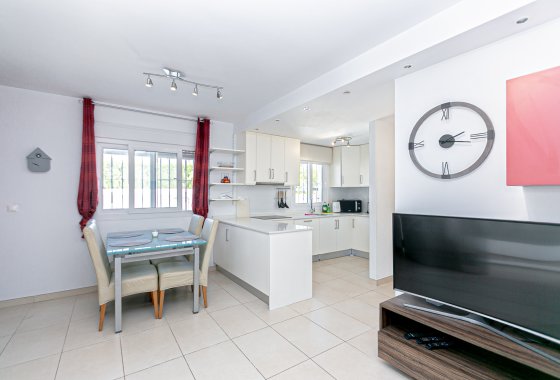 Reventa - Chalet Independiente - La Marina