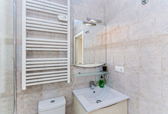 Reventa - Chalet Independiente - La Marina