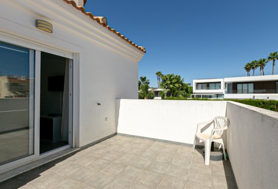 Reventa - Chalet Independiente - La Marina