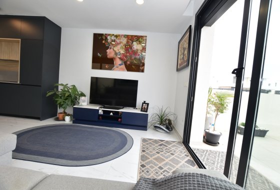 Reventa - Chalet Independiente - Los Montesinos