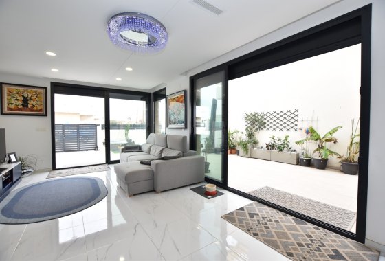 Reventa - Chalet Independiente - Los Montesinos