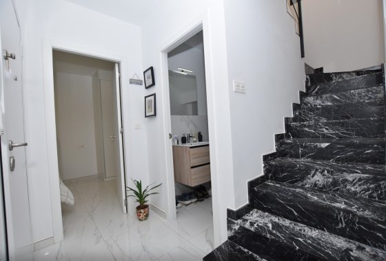 Reventa - Chalet Independiente - Los Montesinos