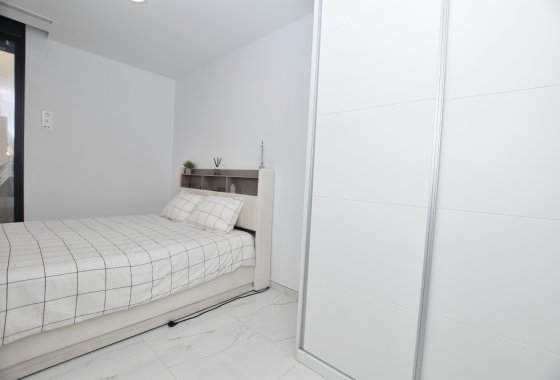 Reventa - Chalet Independiente - Los Montesinos