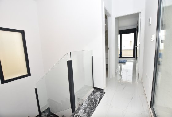 Reventa - Chalet Independiente - Los Montesinos