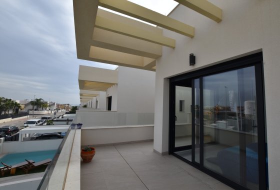 Reventa - Chalet Independiente - Los Montesinos