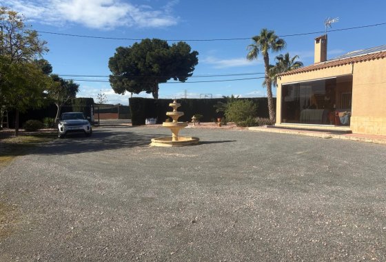 Reventa - Chalet Independiente - Albatera