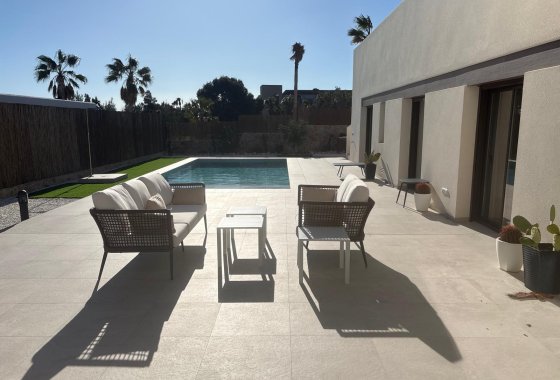 Reventa - Chalet Independiente - Algorfa