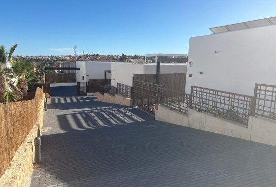 Reventa - Chalet Independiente - Algorfa