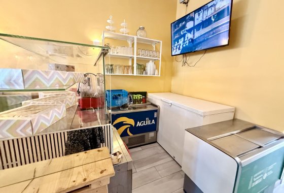 Re-Sale - Commercial - Benijofar