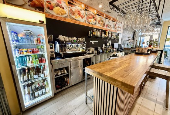 Re-Sale - Commercial - Benijofar