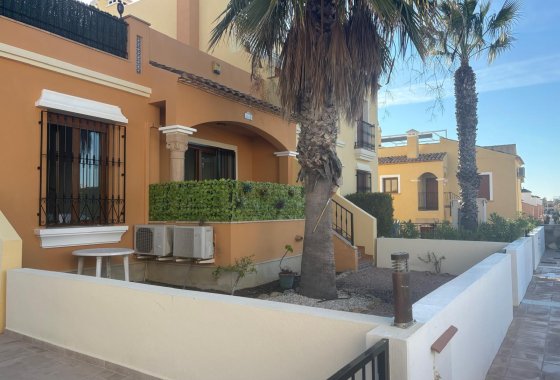 Reventa - Duplex - Algorfa