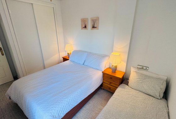 Re-Sale - Apartment - Almoradí