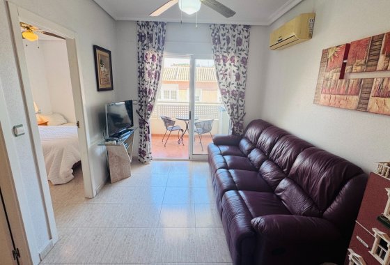 Re-Sale - Apartment - Almoradí